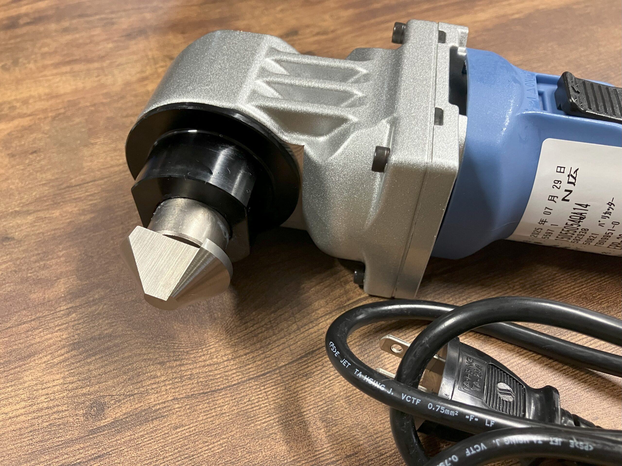 日東工器 NITTO KOHKIの電動バリカッターERB-30の本体画像