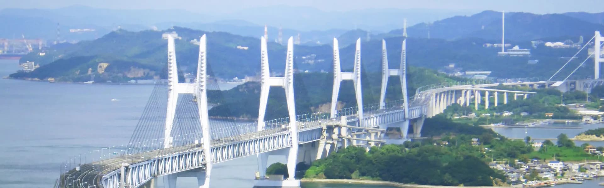 瀬戸大橋の背景写真のイメージヘッダー画像